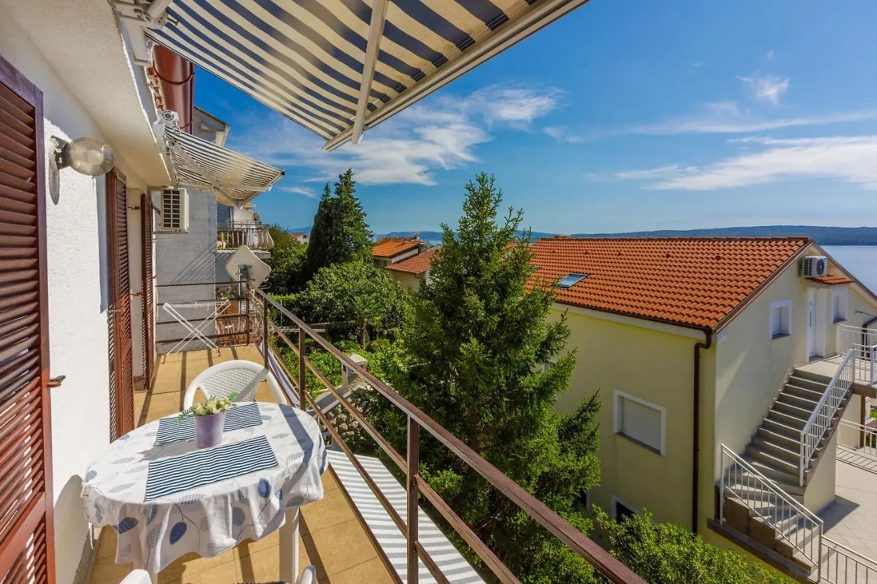 Apartments Vlasta Dramalj