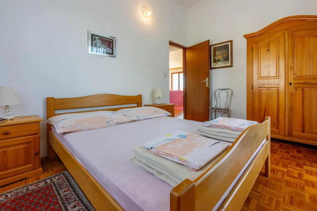 Apartments Vlasta Dramalj